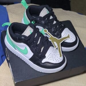 Nike Jordan 1 Low Alt Kids Sneakers Black/White and Mint Size 11c NOW ONLY $30